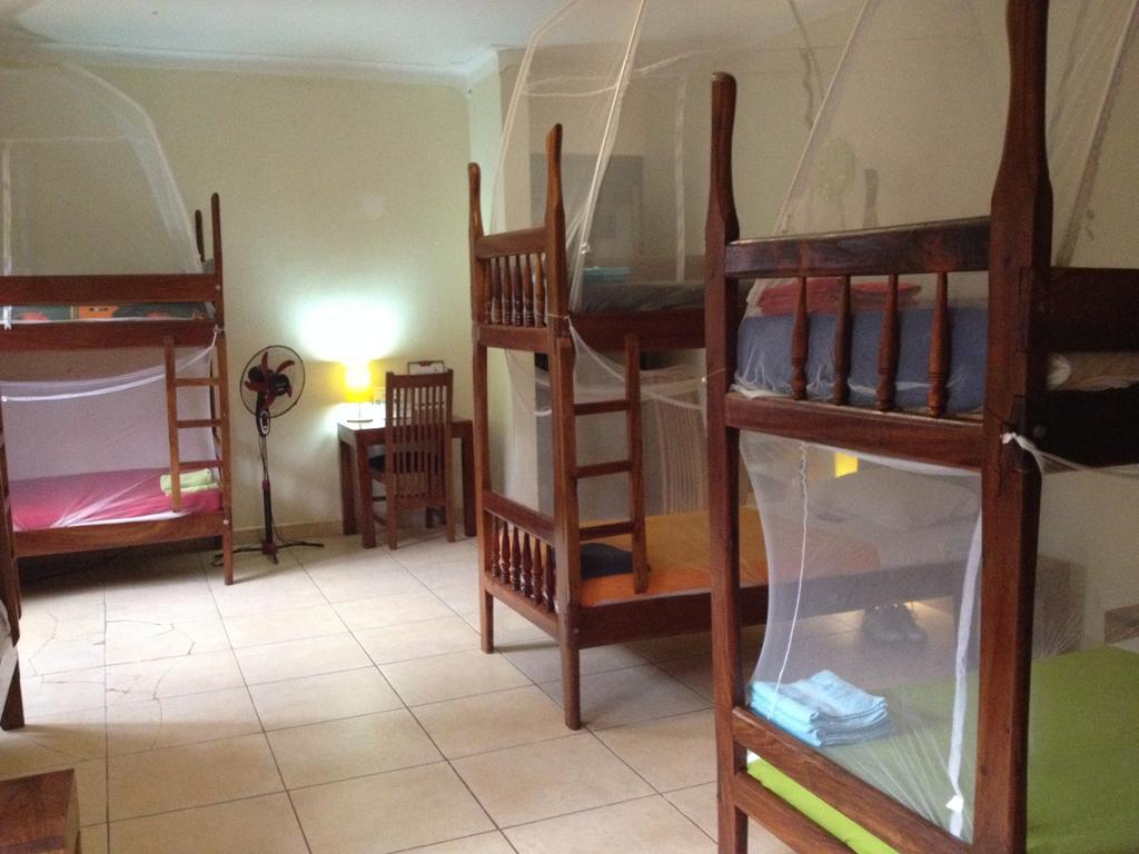 فندق Bikeventures House Uganda جينجا المظهر الخارجي الصورة