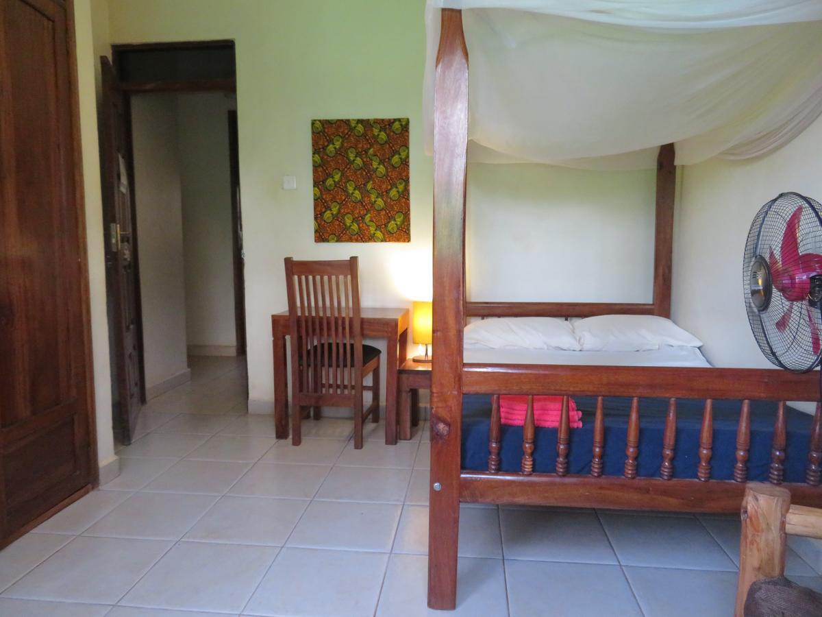فندق Bikeventures House Uganda جينجا المظهر الخارجي الصورة